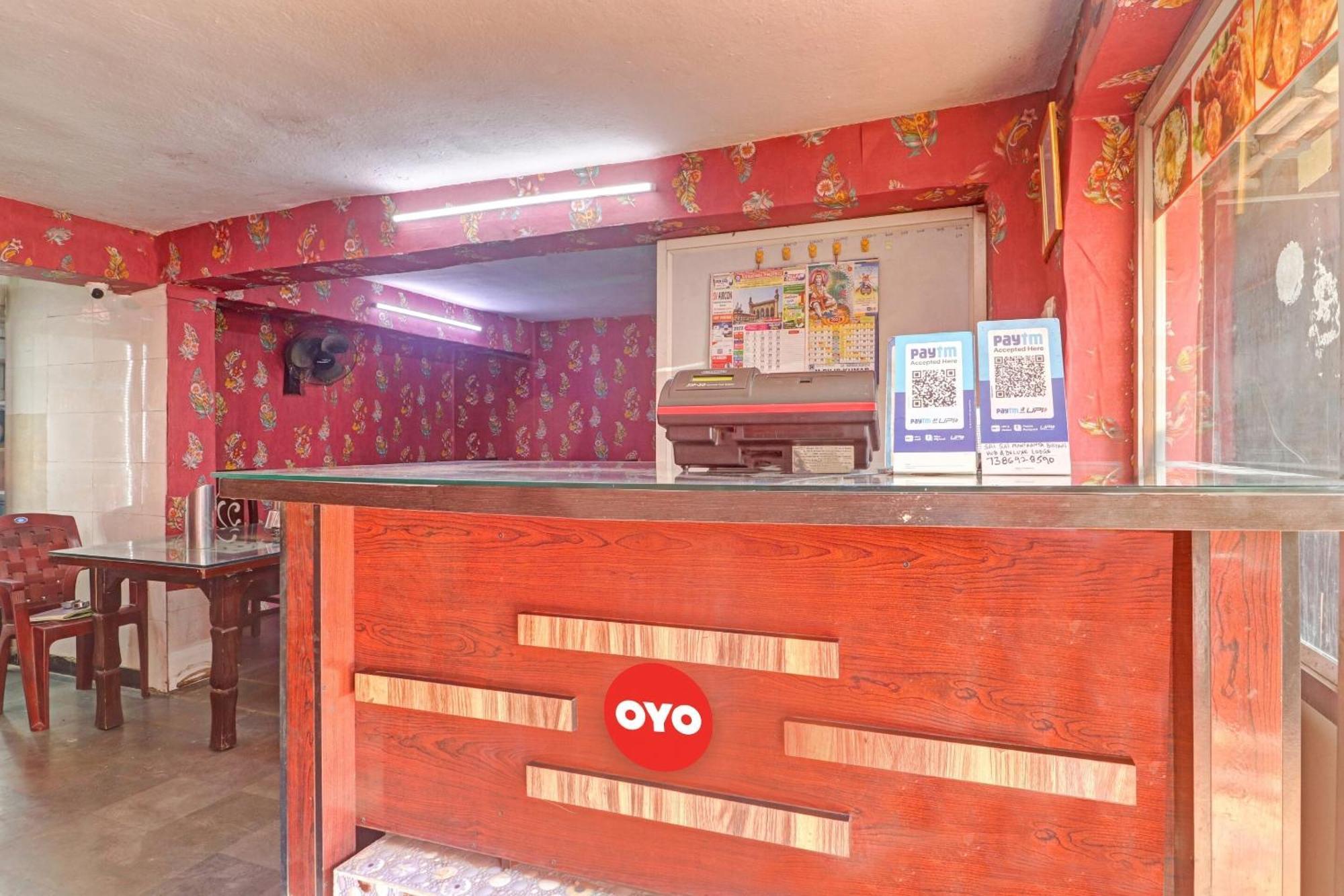 Oyo Flagship 81051 Sri Sai Manikanta Hotel ไฮเดอราบัด ภายนอก รูปภาพ